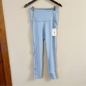 Nike Women's 7/8 Yoga Training Tight Size Medium CU5360-436 NEW Light Blue